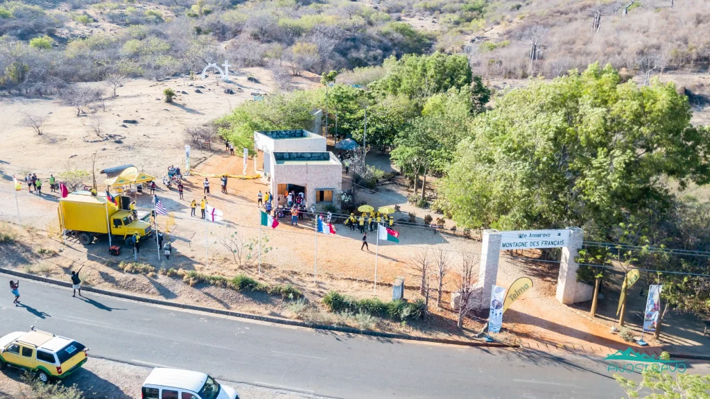 LOMAY BE HANIKY BONGO 2024 (11)-Montagne-des-Français-Anosiravo